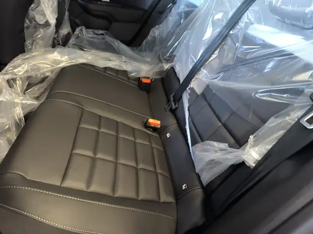 Citroen C4 view 11