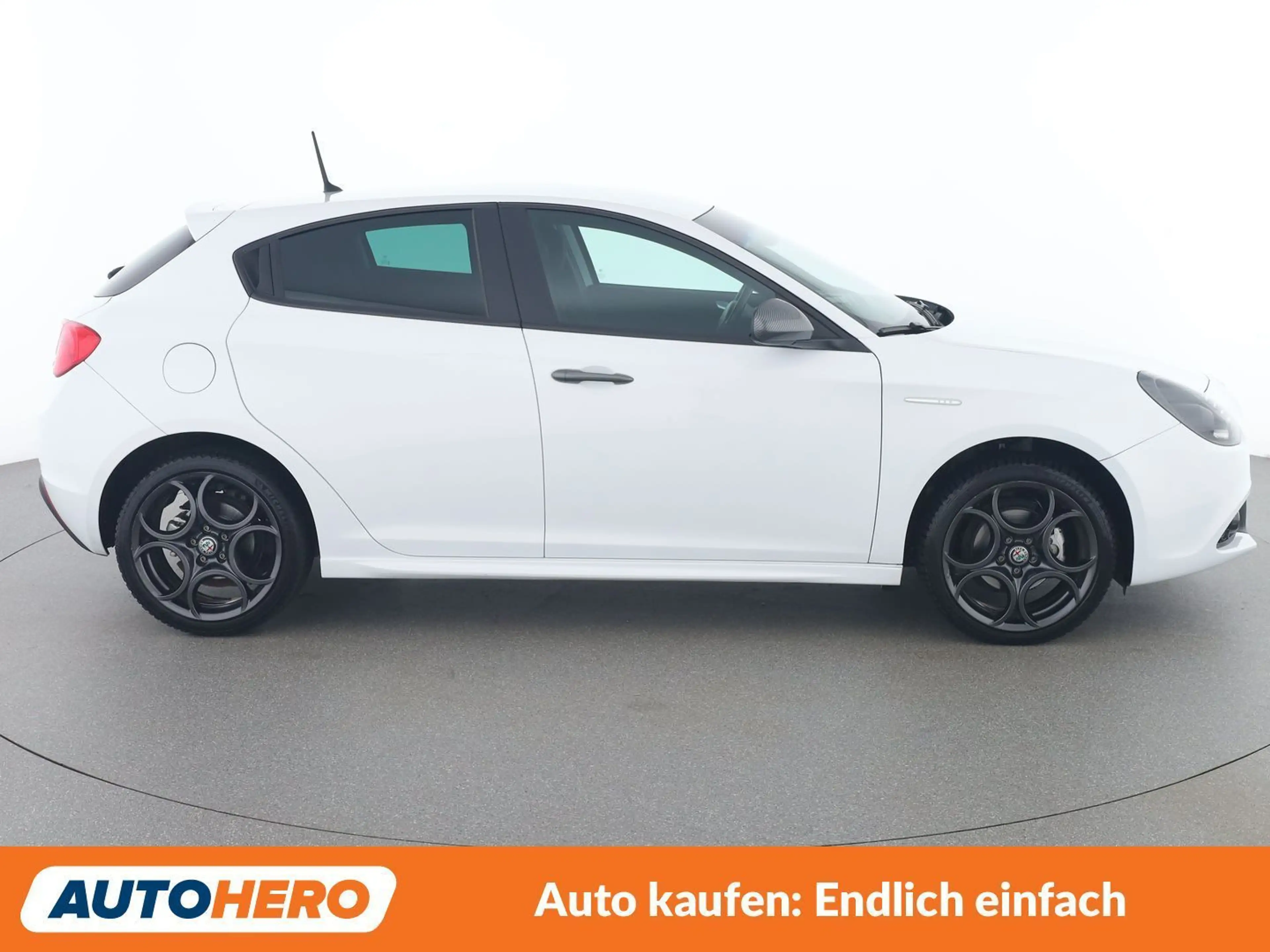 Alfa Romeo Giulietta 1.4 Turbo Super — photo 7