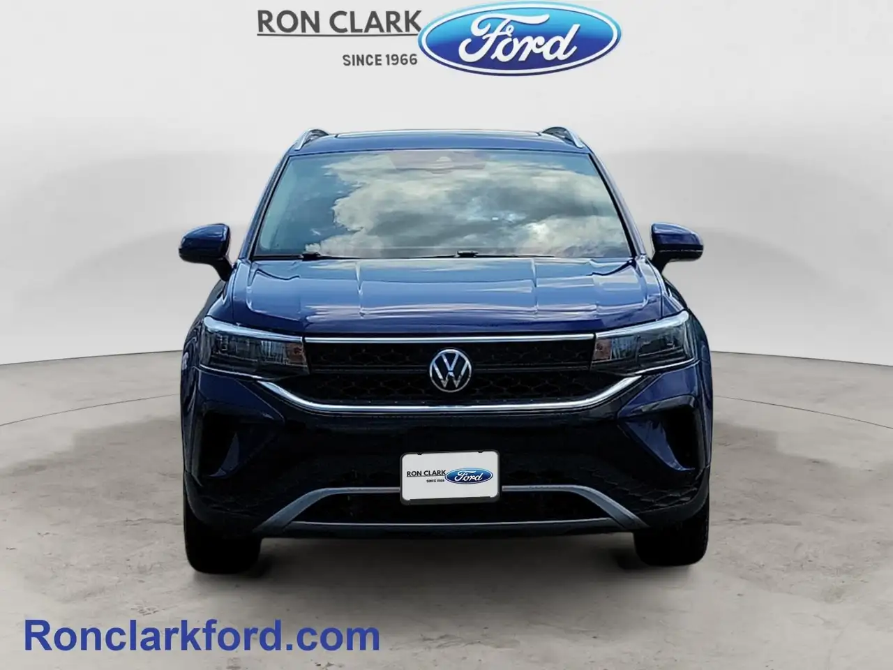 Volkswagen Taos снимка Volkswagen Taos