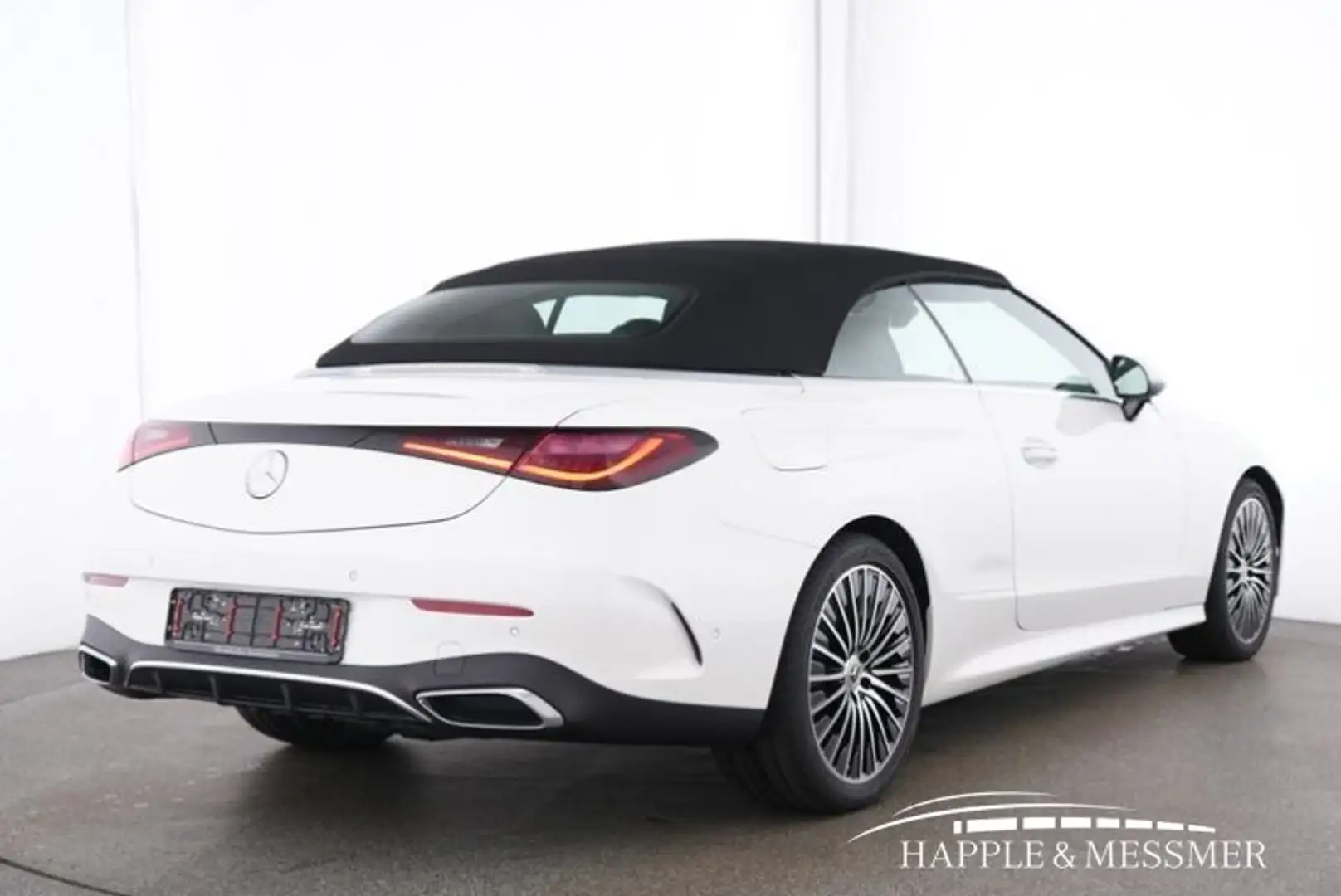 Mercedes-Benz CLE 200 CLE 200 Cabriolet AMG Line Exterieur/KeylessGo Weiß - 2