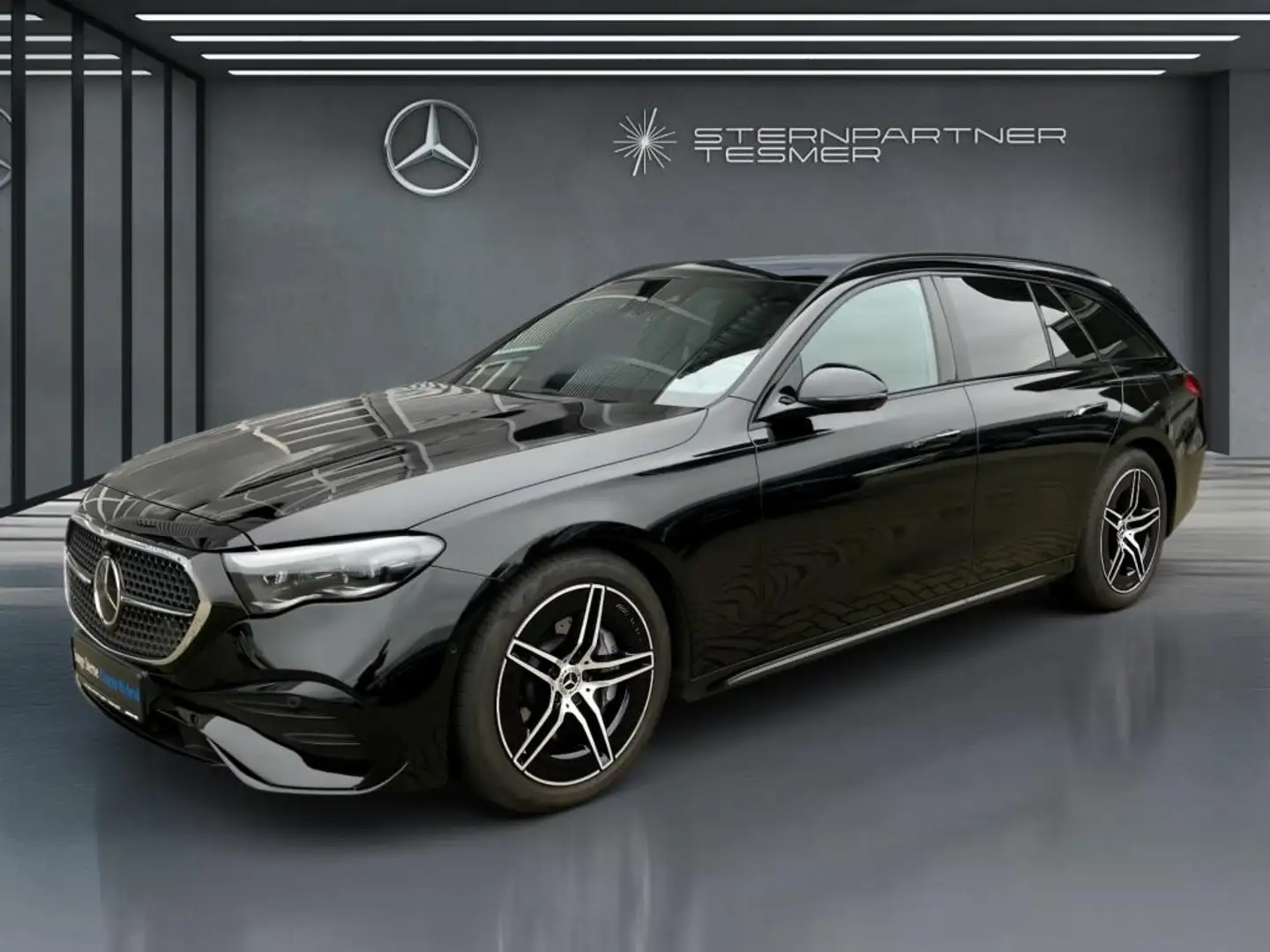 Mercedes-Benz E 300 de 4M T AMG HUD AHK Panorama Distr. 360° Schwarz - 2