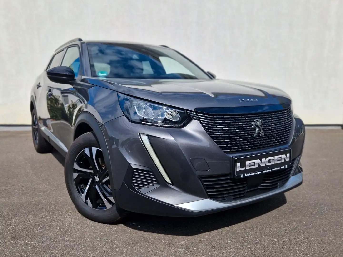 Peugeot 2008 Allure Pack Grau - 1