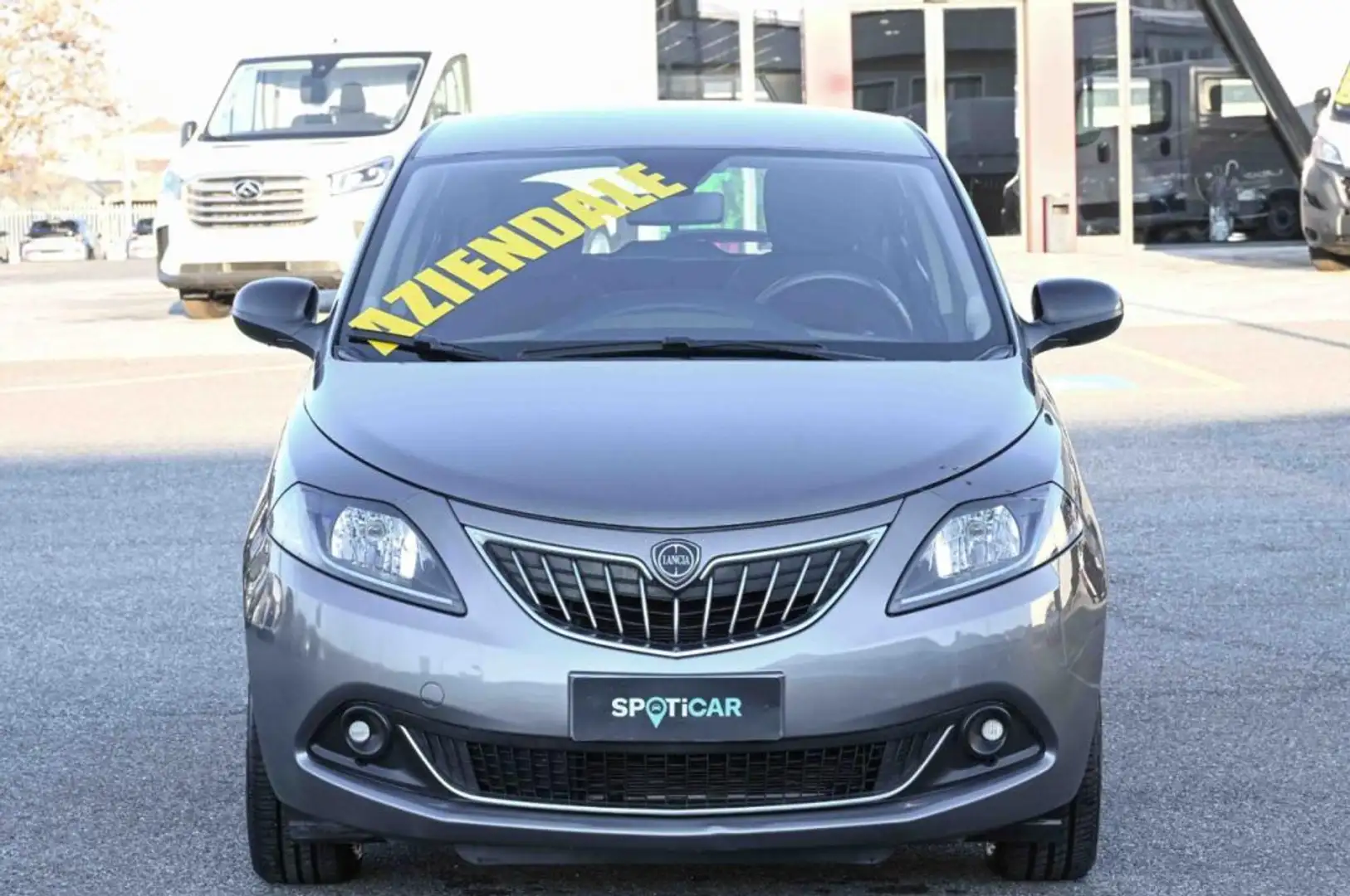 Lancia Ypsilon 1.0 FireFly 5 porte S&S Hybrid Gold Сірий - 2