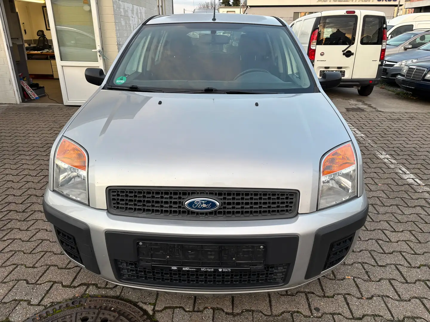 Ford Fusion Fusion 1.4 Ambiente Silber - 2