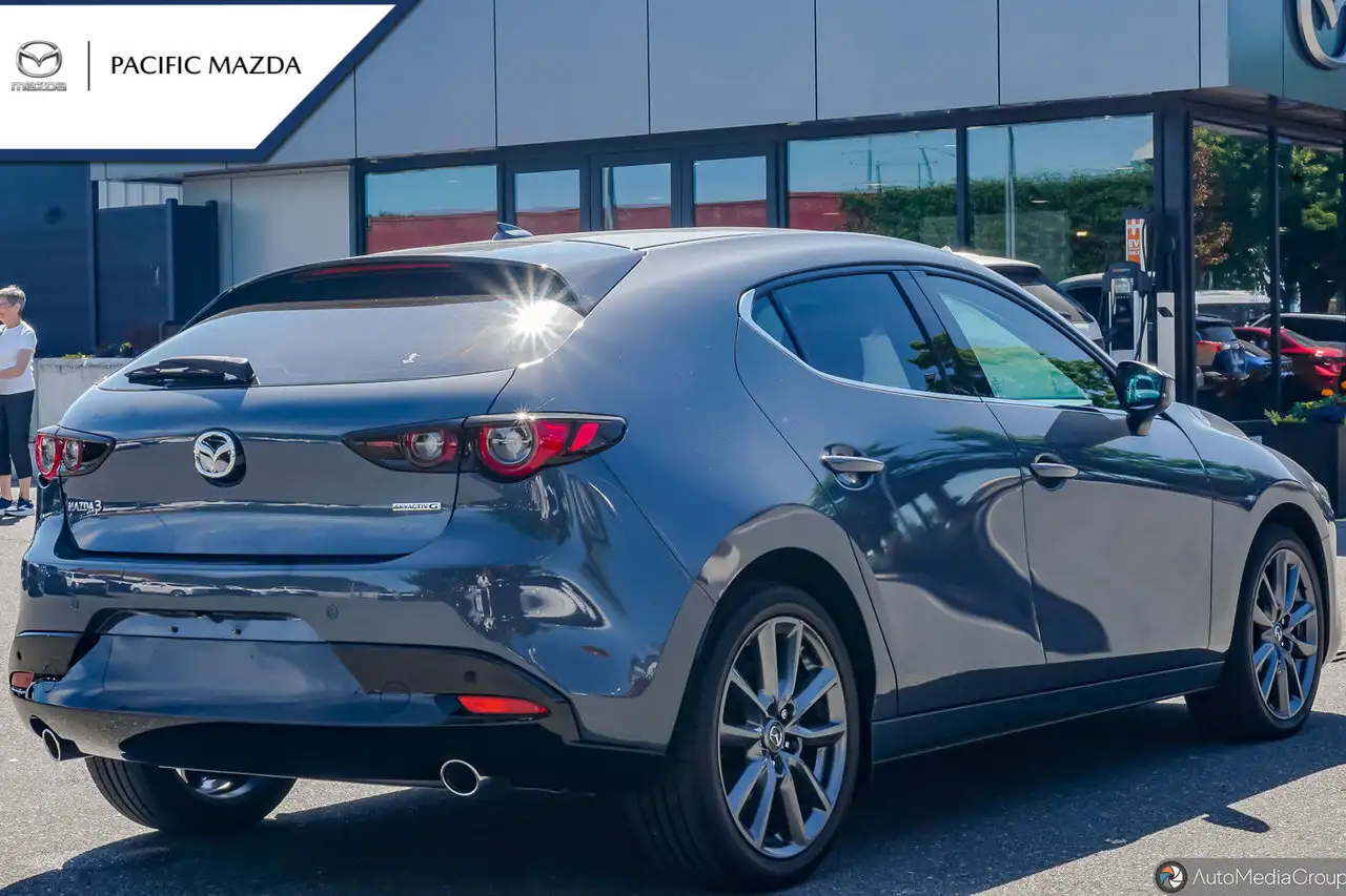 Mazda 3 photo Mazda 3