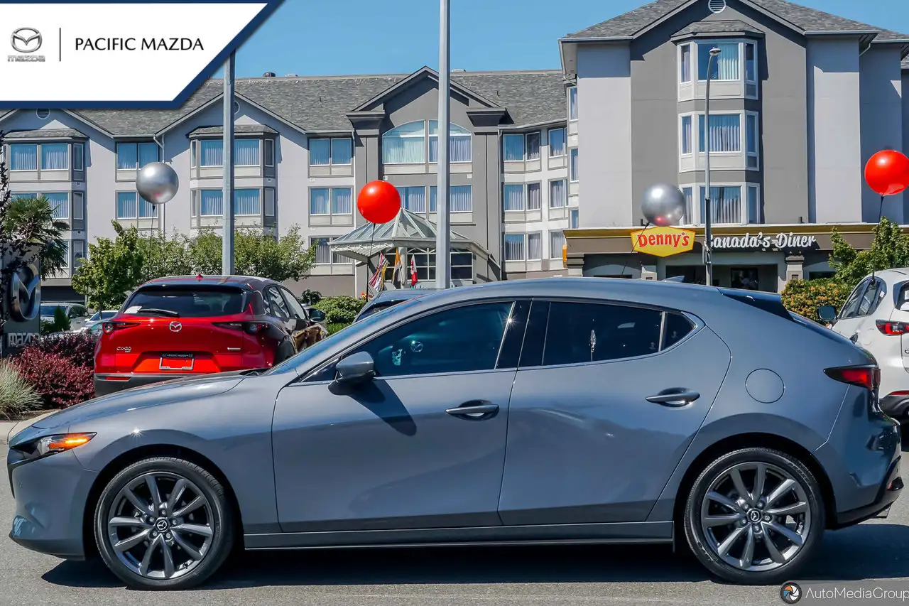 Mazda 3 photo Mazda 3