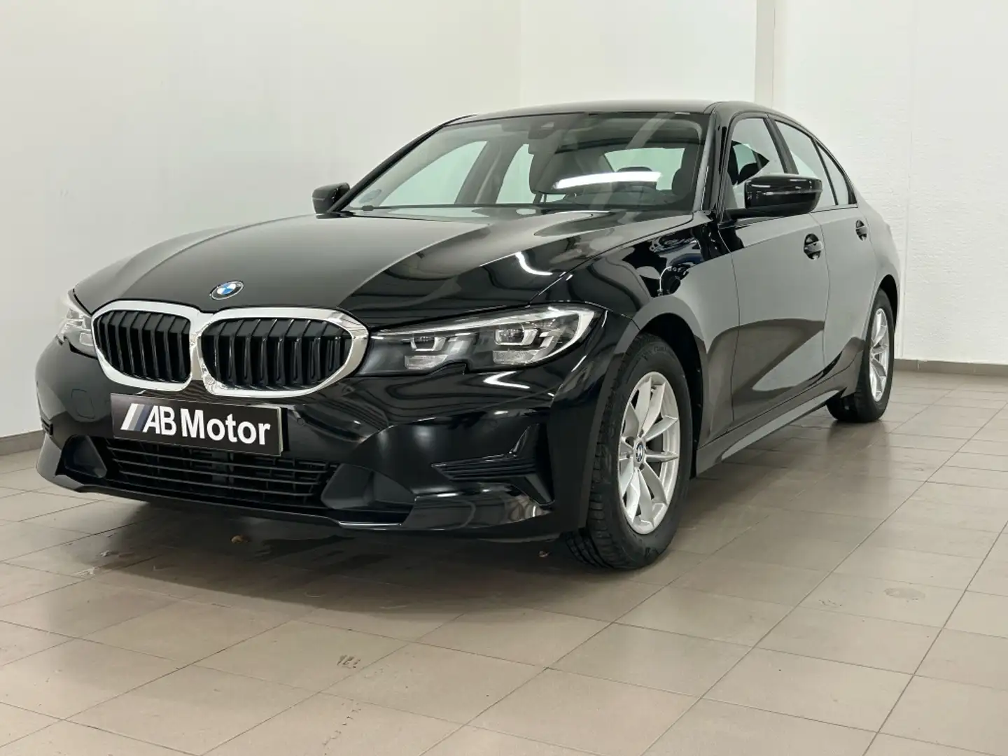 BMW 318 318dA Noir - 1