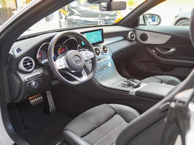 Mercedes-Benz C-Class view 14
