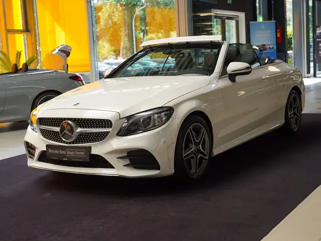 Mercedes-Benz C-Class view 8