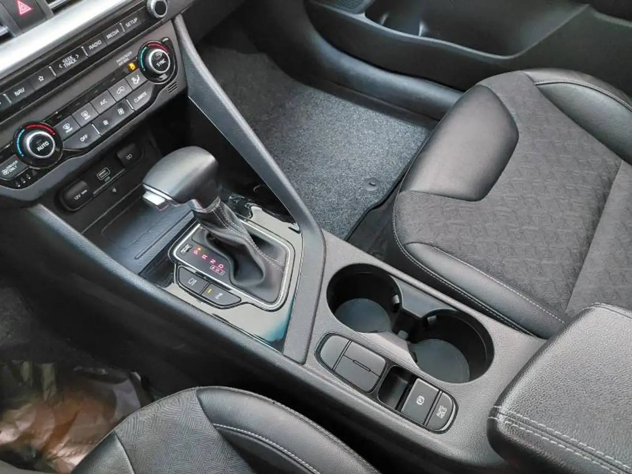 Kia Niro 2 1.6 GDi HEV 6DCT Pulse 20