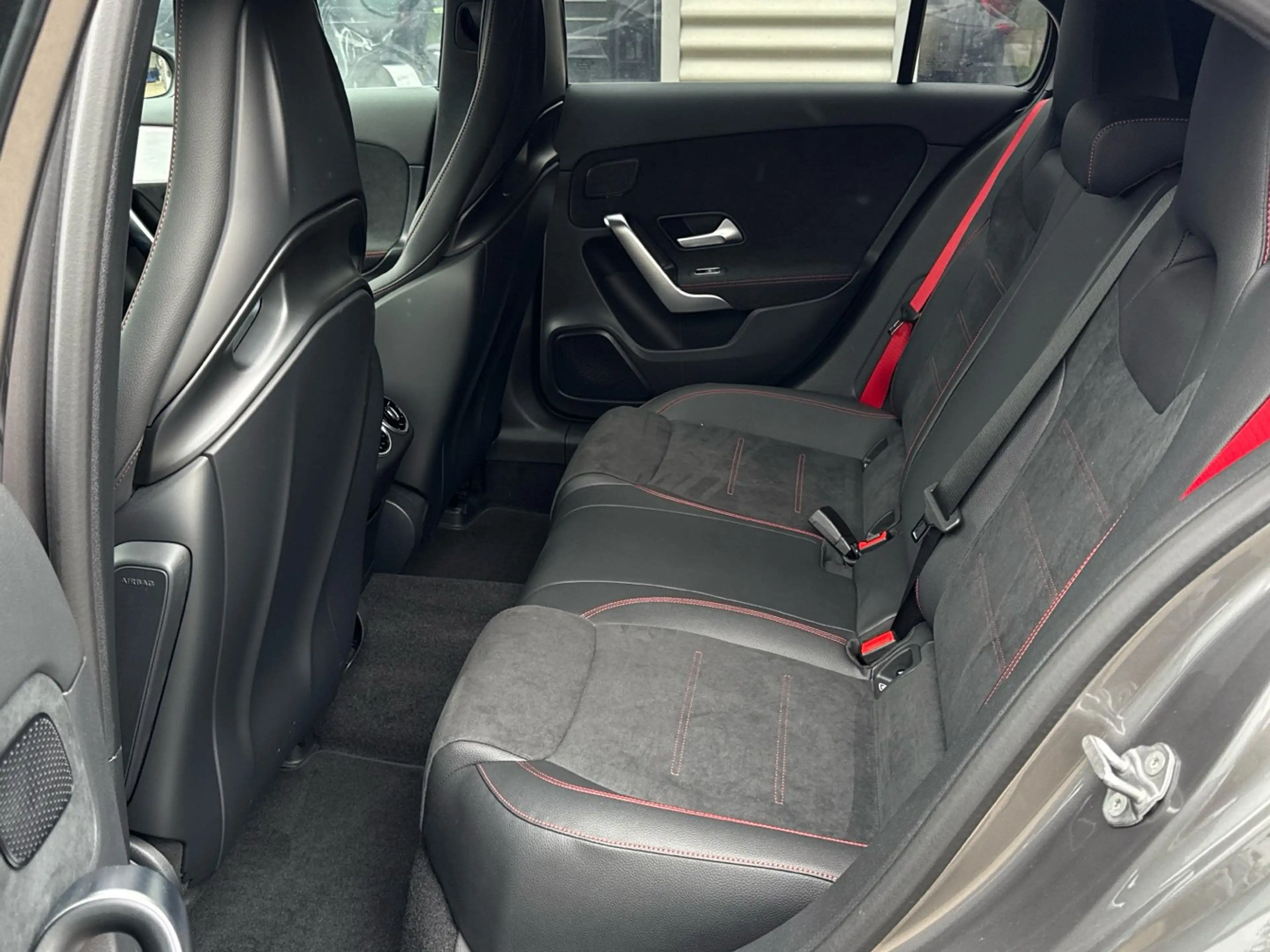 Mercedes-Benz A 45 AMG S 4M Night Aero-Paket Perf-Sitze HeadUp — photo 14