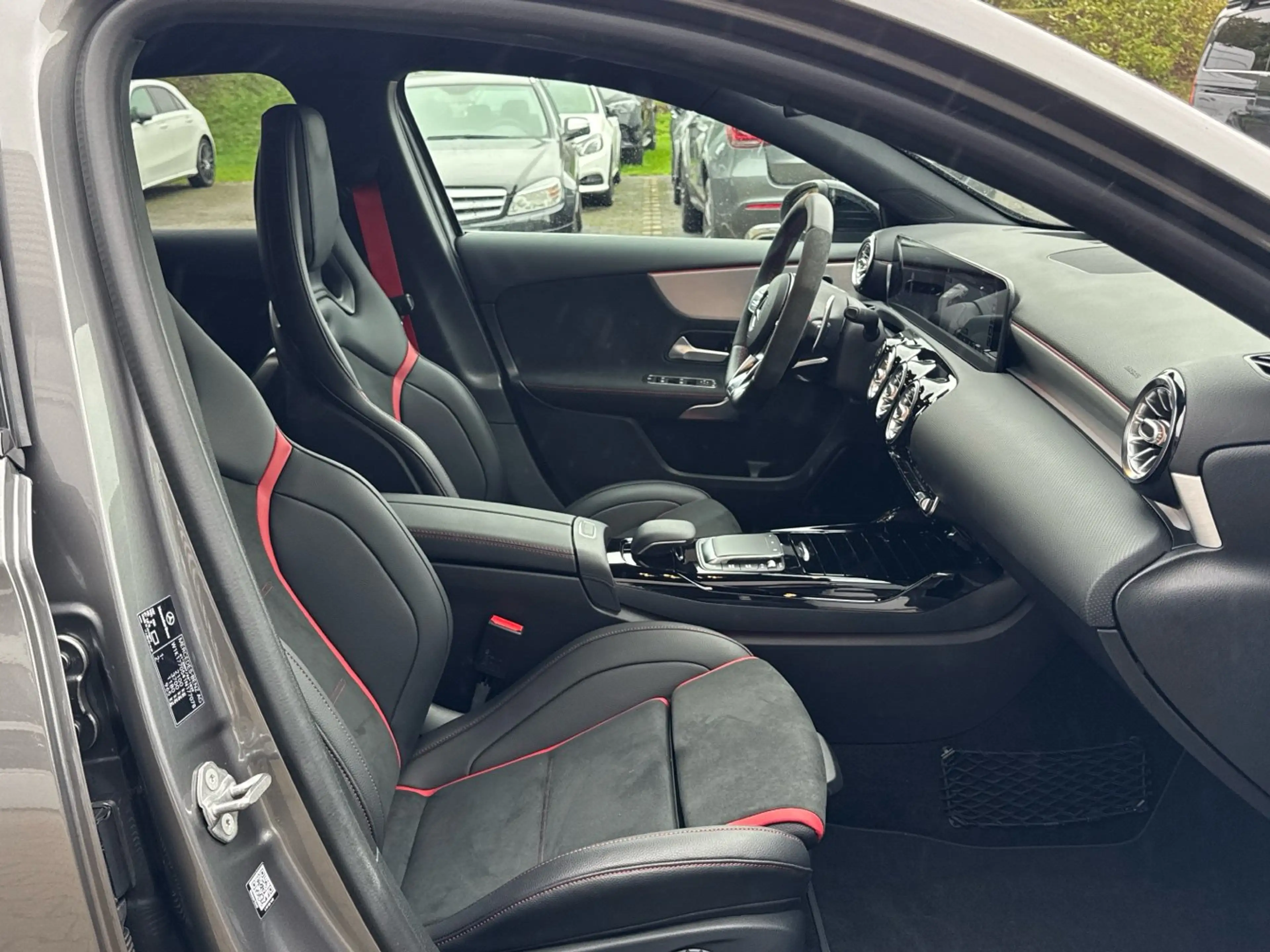 Mercedes-Benz A 45 AMG S 4M Night Aero-Paket Perf-Sitze HeadUp — photo 13