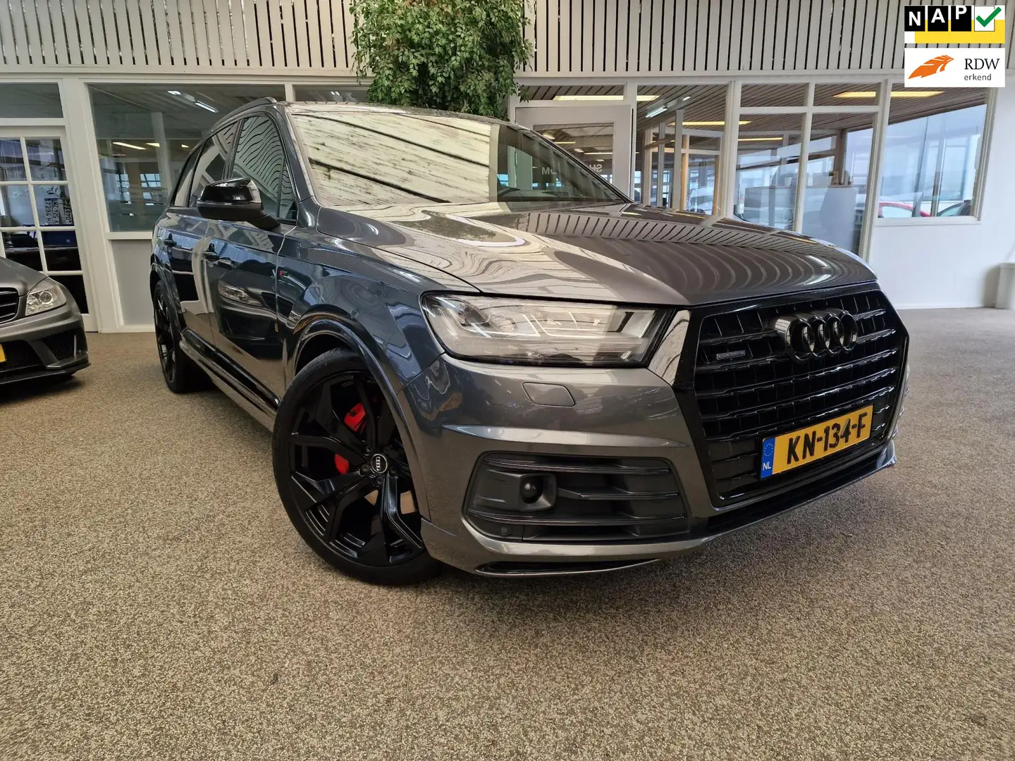 Audi Q7 3.0 TDI quattro S-Line + 7p HUD PANO LUCHT. Grijs - 1