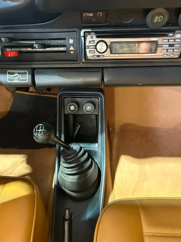 Porsche 911 Carrera 3.2 Cabriolet, foto 10