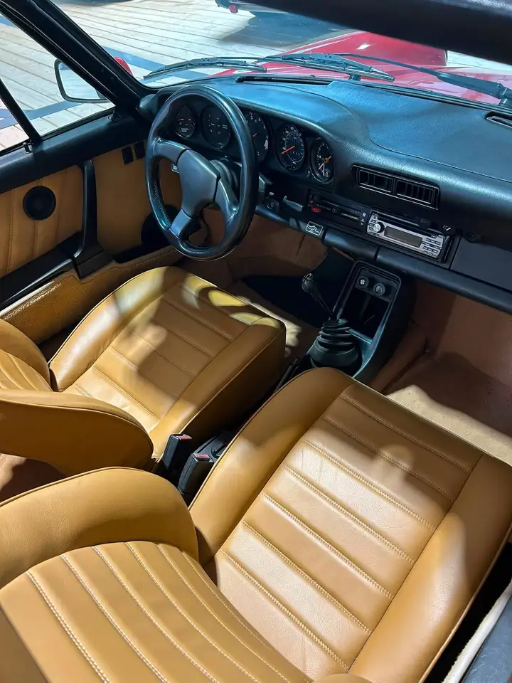 Porsche 911 Carrera 3.2 Cabriolet, foto 7