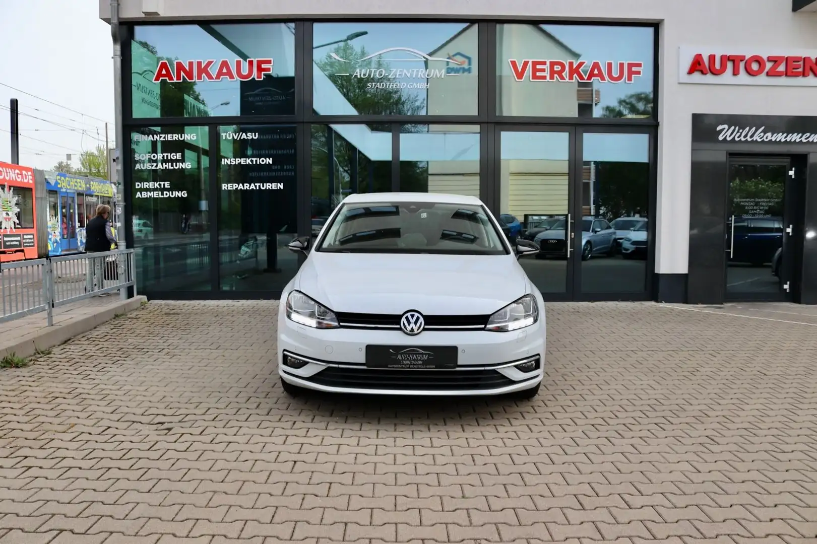 Volkswagen Golf VII Lim. IQ.DRIVE Start-Stopp Kamera Klima Blanco - 2