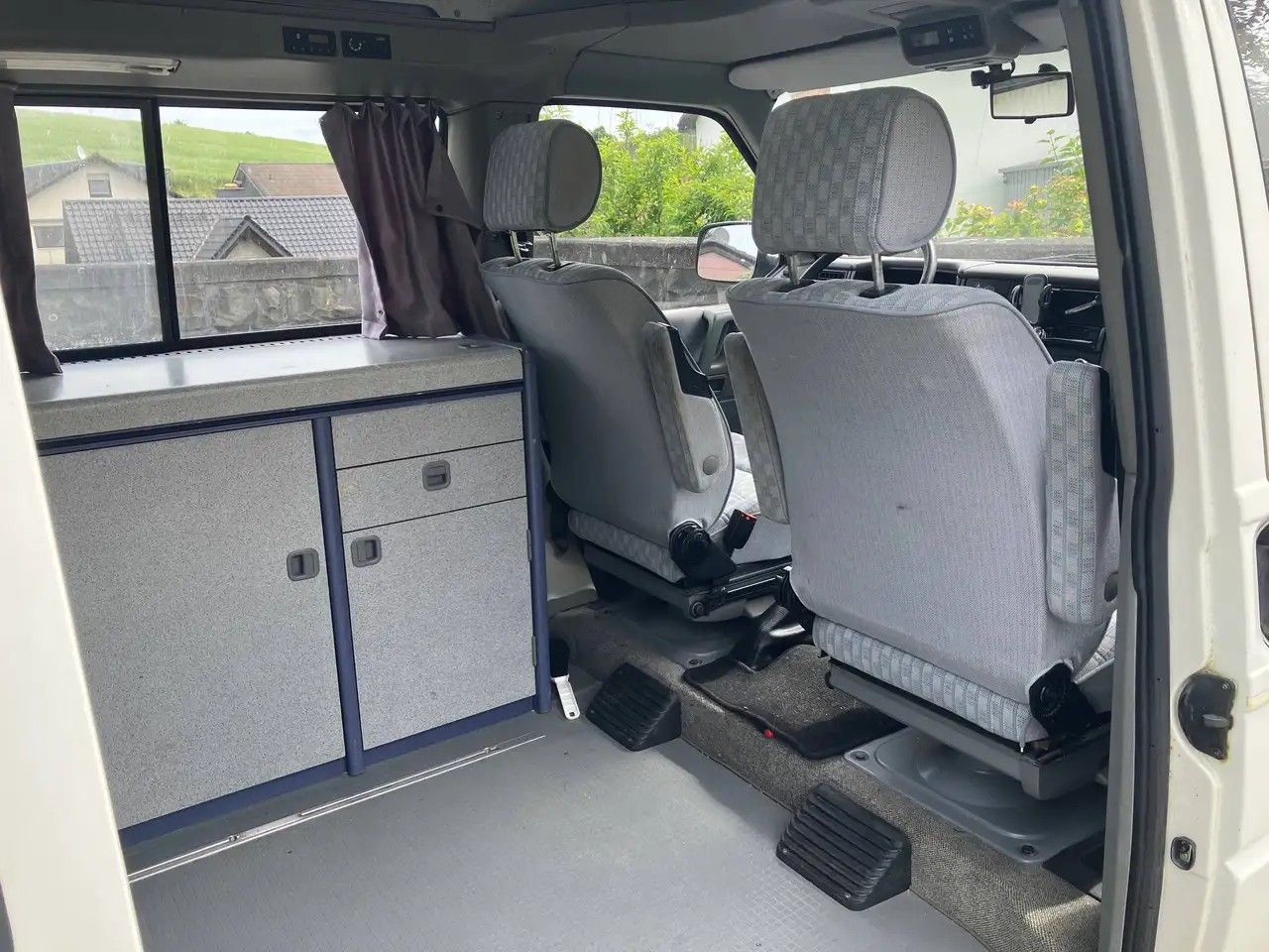 Volkswagen T4 California TÜV NEU, festes Hochdach, foto 6