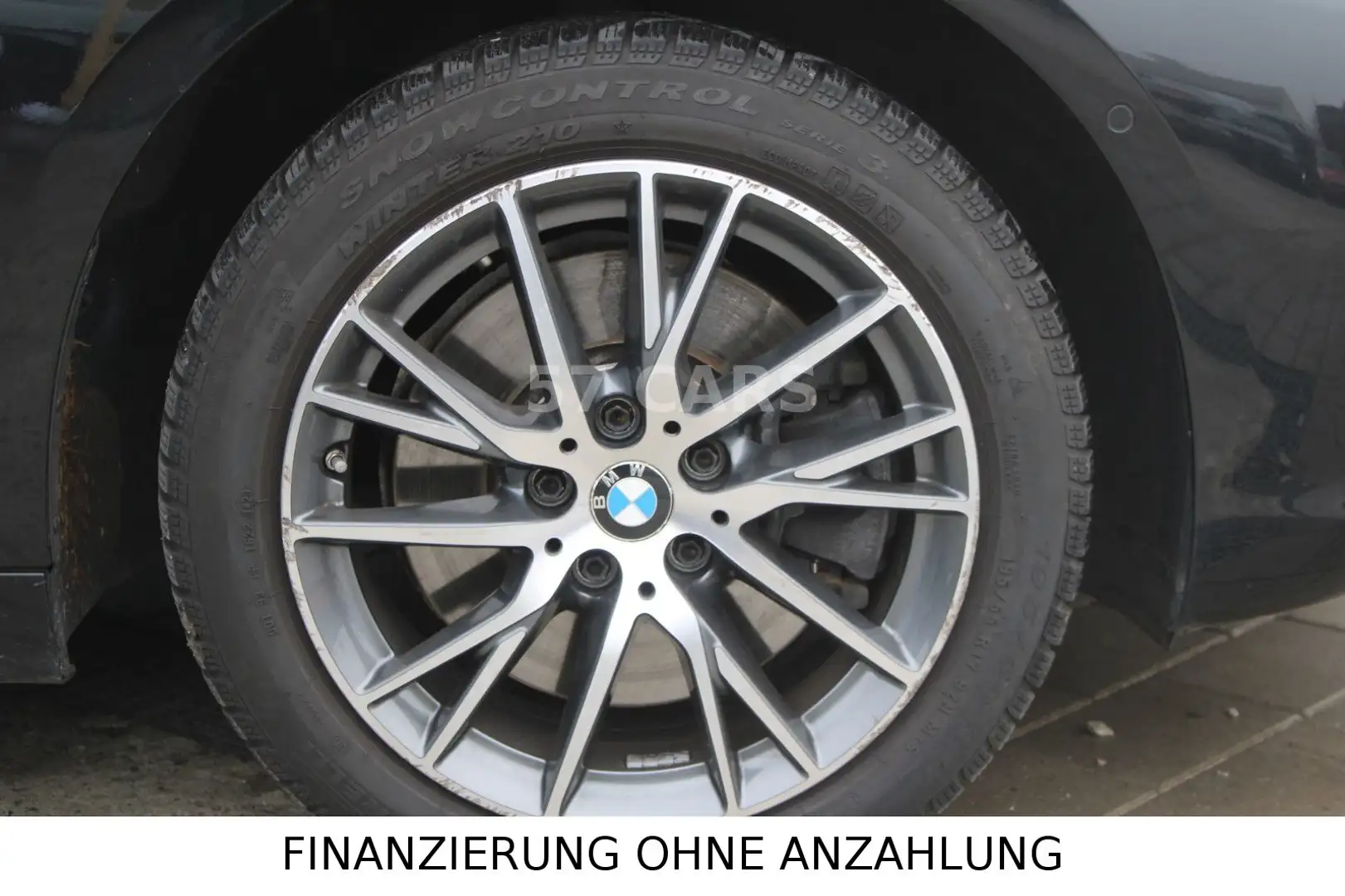 BMW 220 d Gran Tourer Luxury Line 7Sitz+Pano+AHK Schwarz - 2