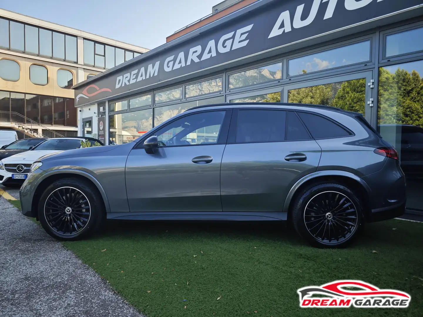 Mercedes-Benz GLC 220 220d mhev AMG Premium Plus 4matic auto Gris - 2