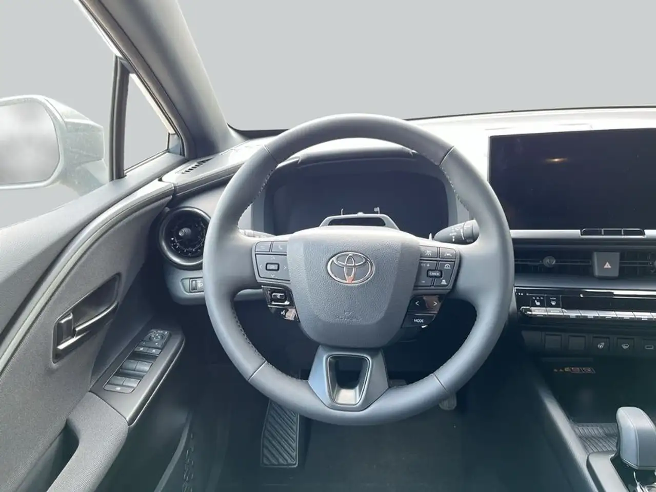 Toyota C-HR 2026 — фото 15