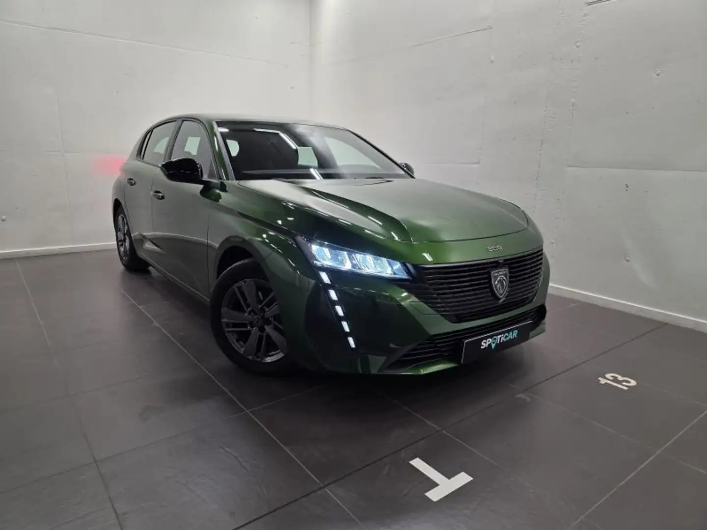 Peugeot 308 Active Pack Groen - 2