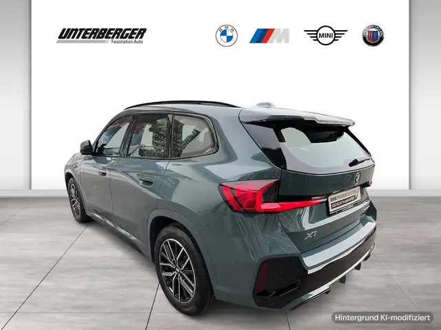 BMW X1 view 4