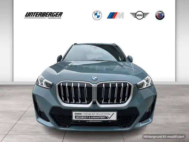 BMW X1 view 2