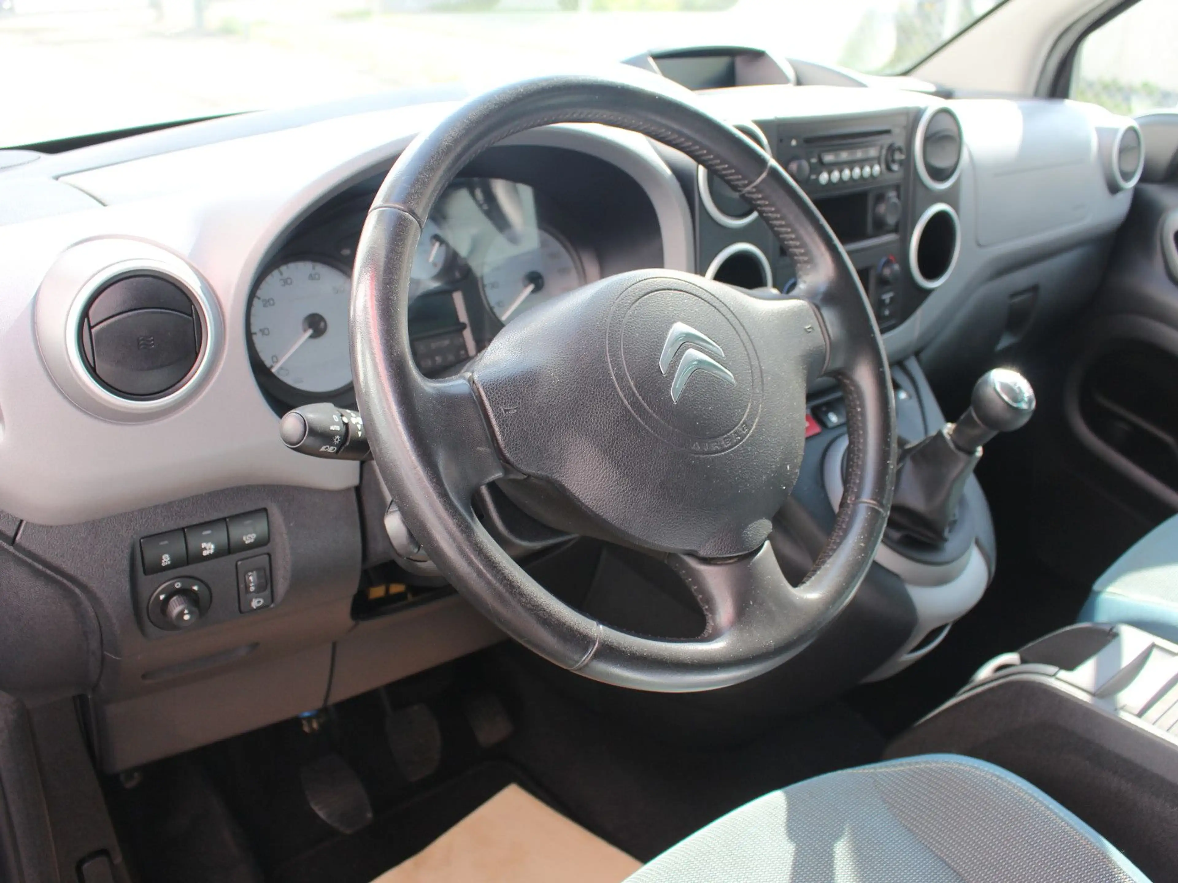 Citroen Berlingo Kombi Selection 1.2 12V AHK PDC SHZ Tem — photo 7