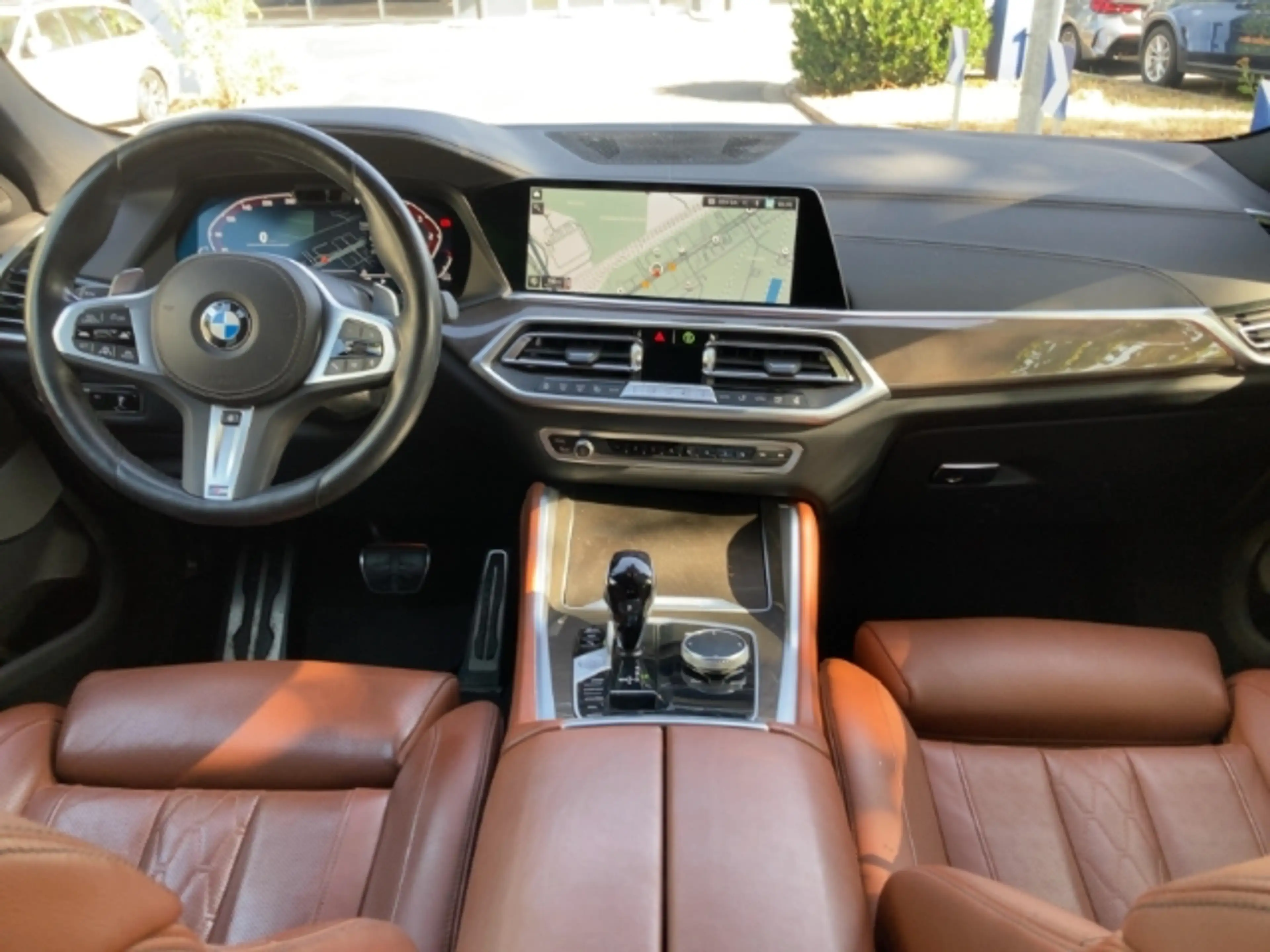 BMW X6 xDrive 40d Sportpaket HUD AD StandHZG AHK-el. klap — photo 8