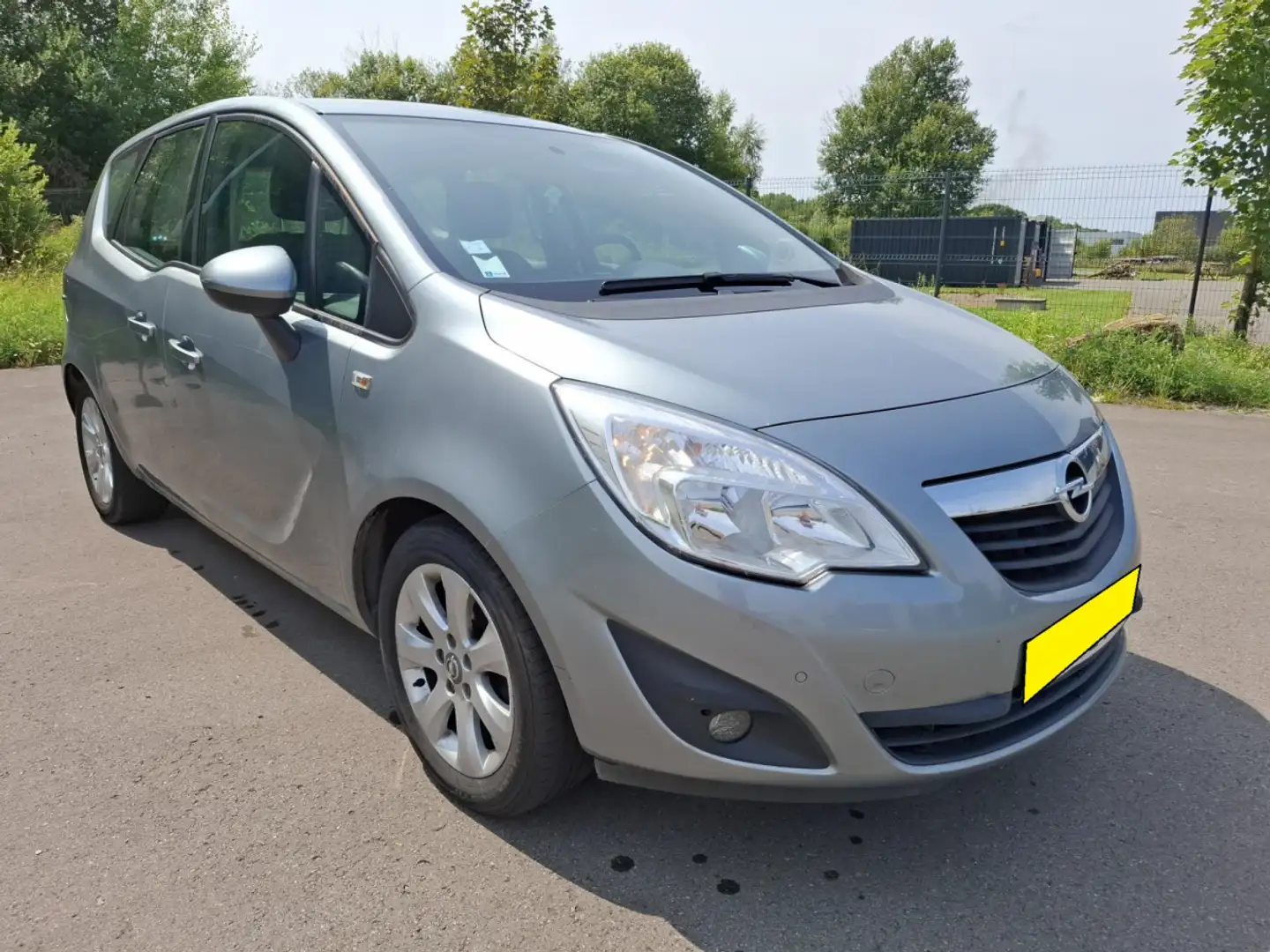 Opel Meriva 1.4 Turbo 120 Innovation Gris - 1