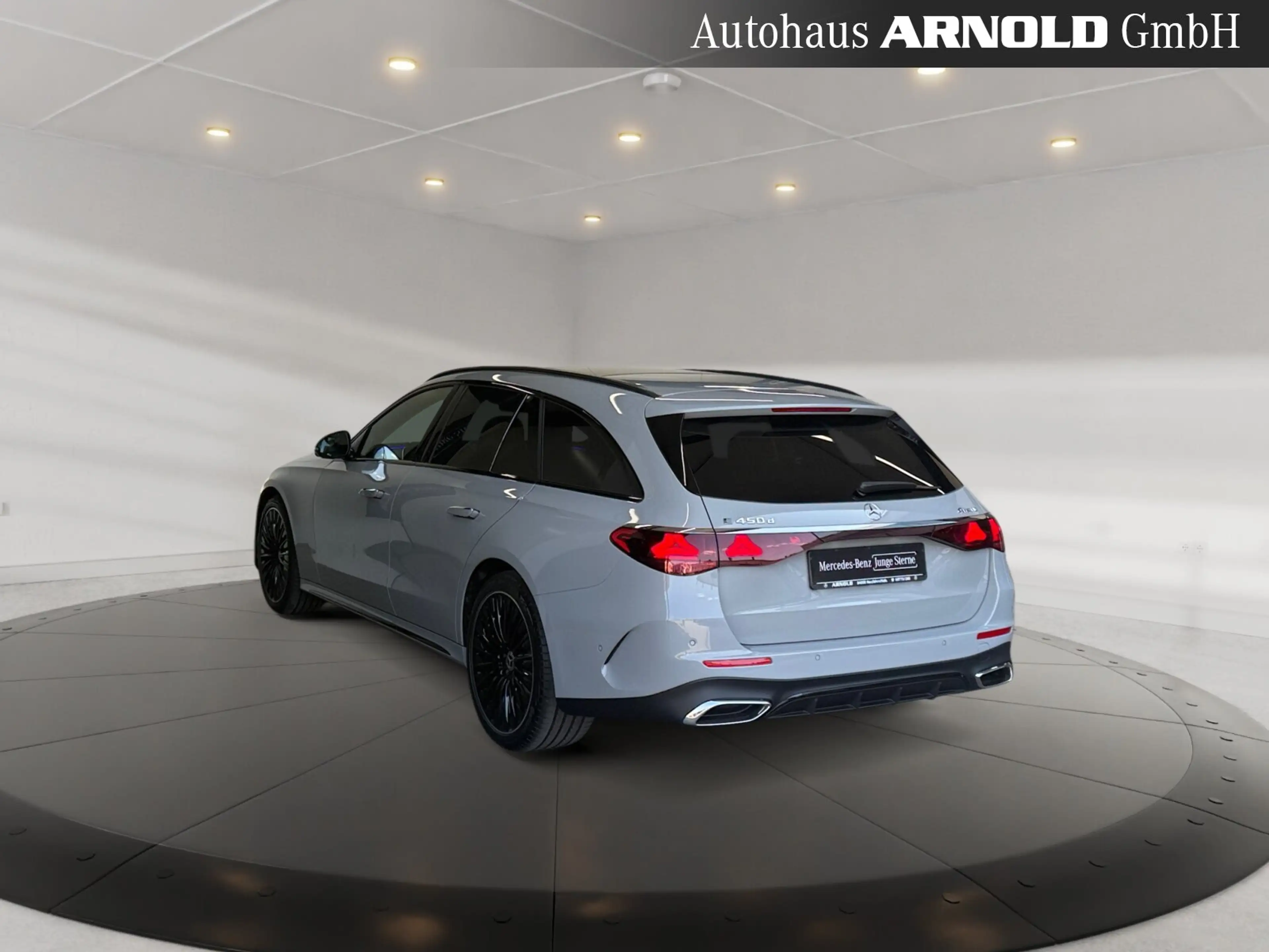 Mercedes-Benz E 450 E 450 T d 4M AMG-Line SUPERSCREEN AIRMATIC AHK ! — photo 3