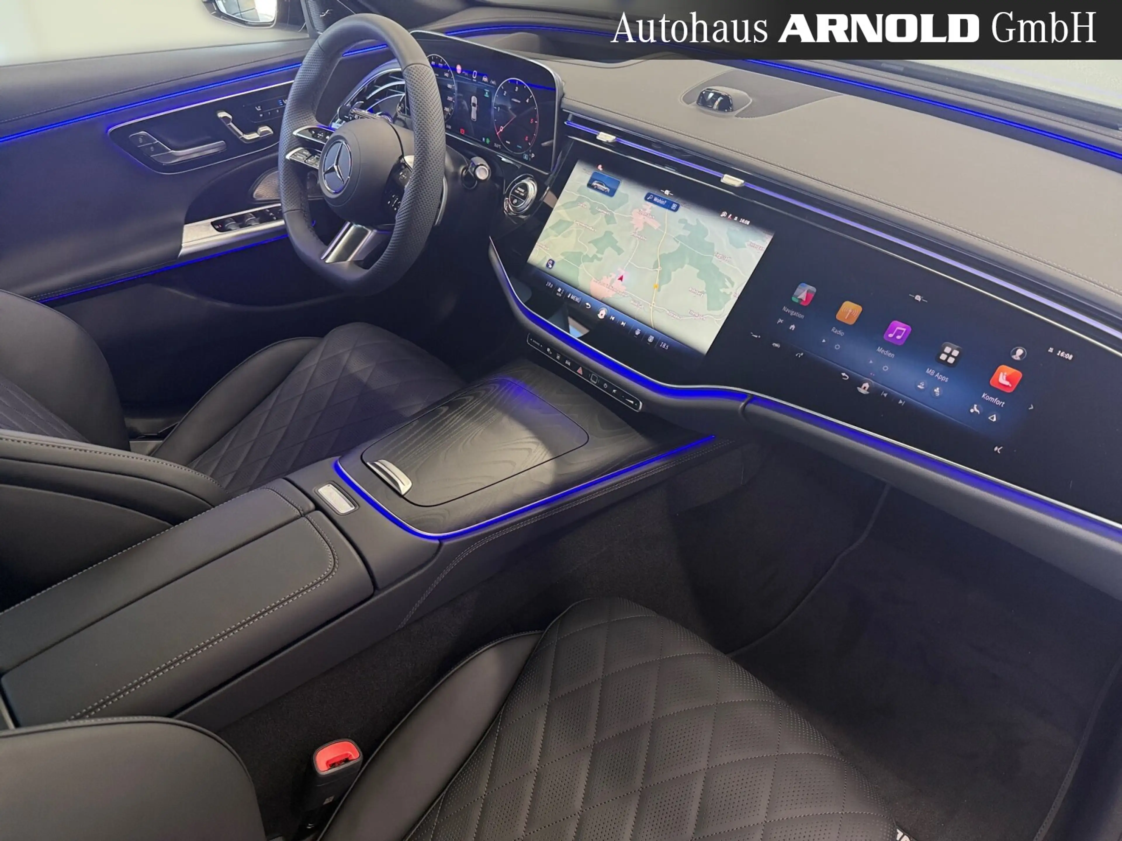 Mercedes-Benz E 450 E 450 T d 4M AMG-Line SUPERSCREEN AIRMATIC AHK ! — photo 12