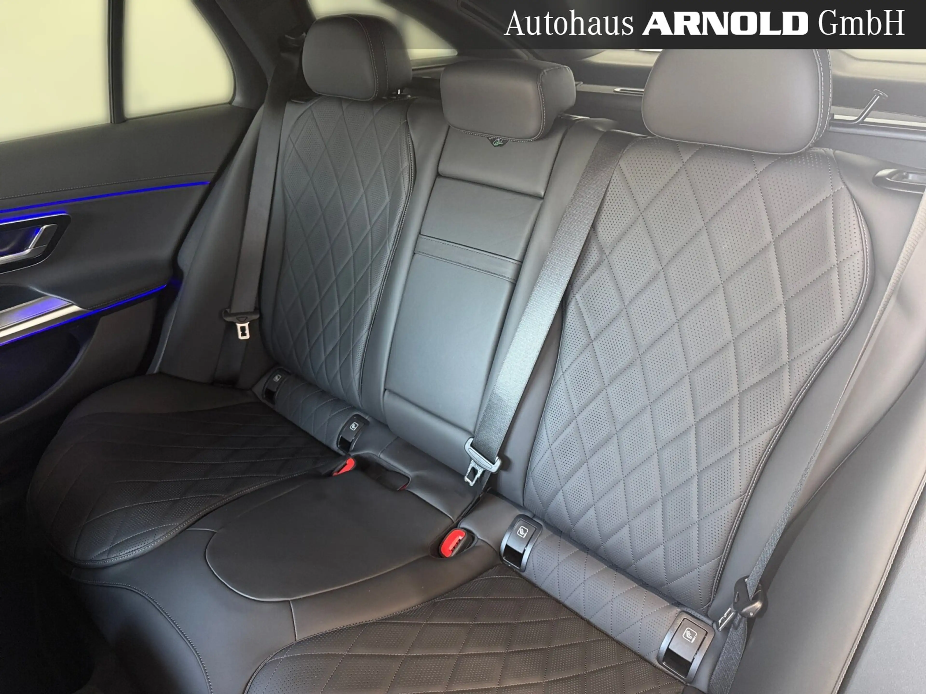 Mercedes-Benz E 450 E 450 T d 4M AMG-Line SUPERSCREEN AIRMATIC AHK ! — photo 14