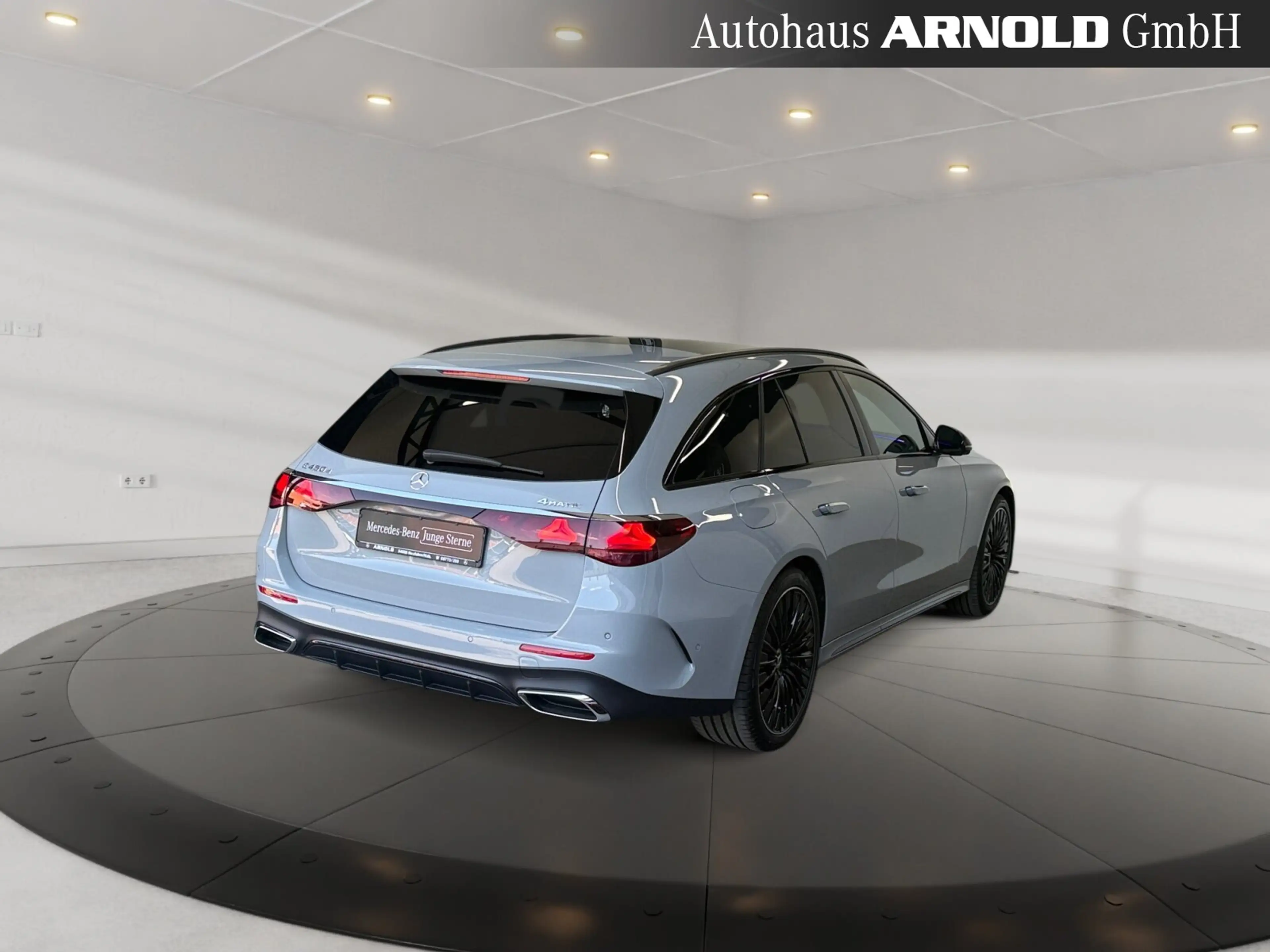 Mercedes-Benz E 450 E 450 T d 4M AMG-Line SUPERSCREEN AIRMATIC AHK ! — photo 4