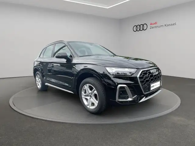 Audi Q5 view 9