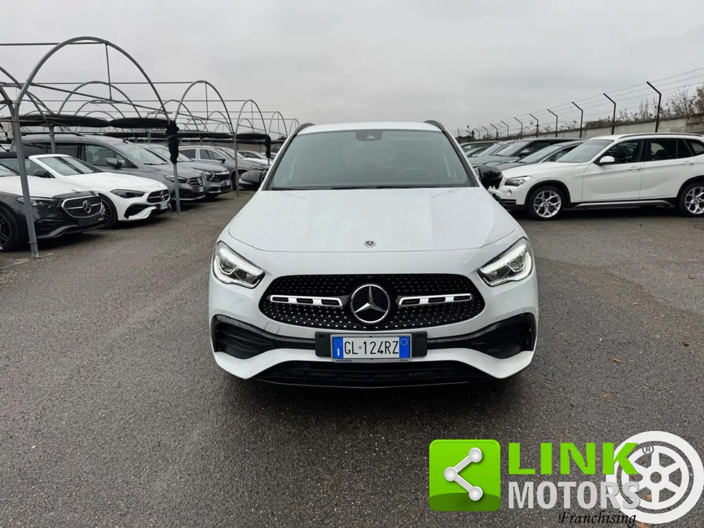 Mercedes-Benz GLA 200 d Automatic 4Matic Premium amg line Blanco - 2
