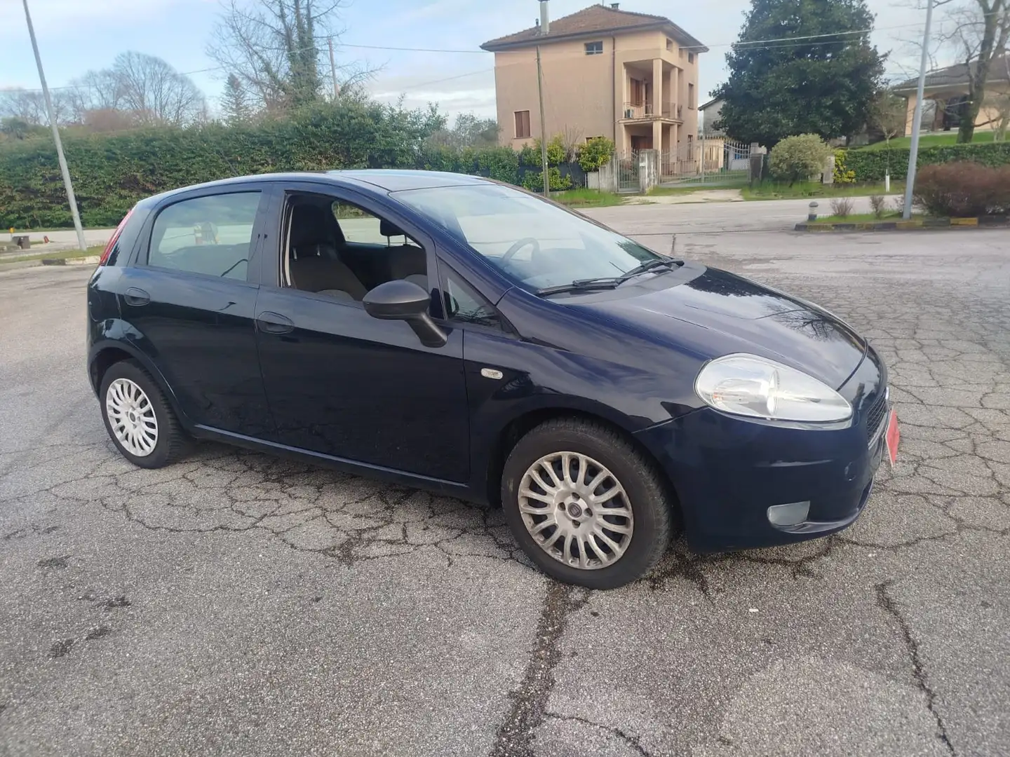 Fiat Grande Punto Grande Punto 5p 1.3 mjt 16v Actual s Blauw - 2