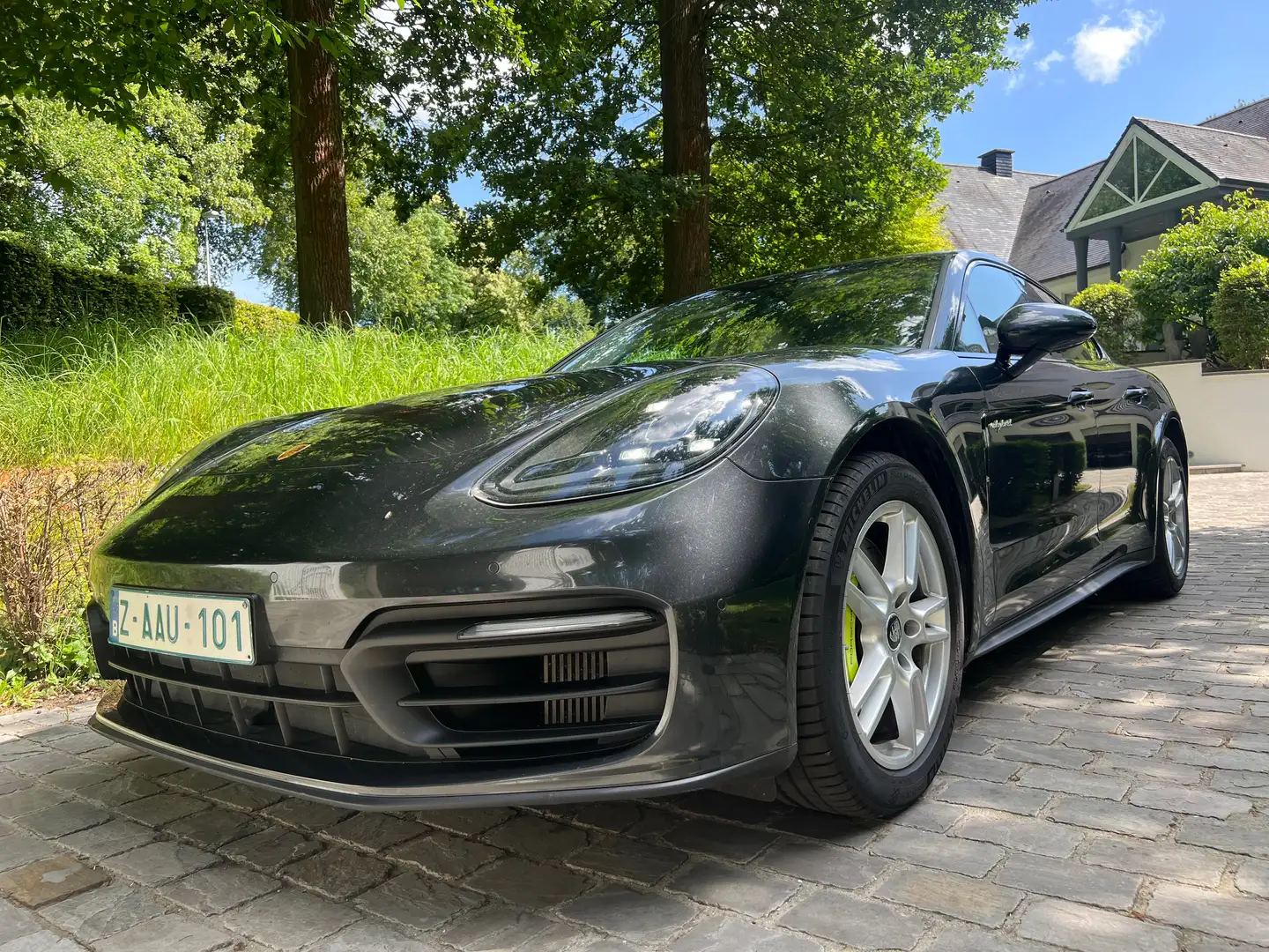 Porsche Panamera 4 e-Hybrid Executive 2.9 V6 crna - 2