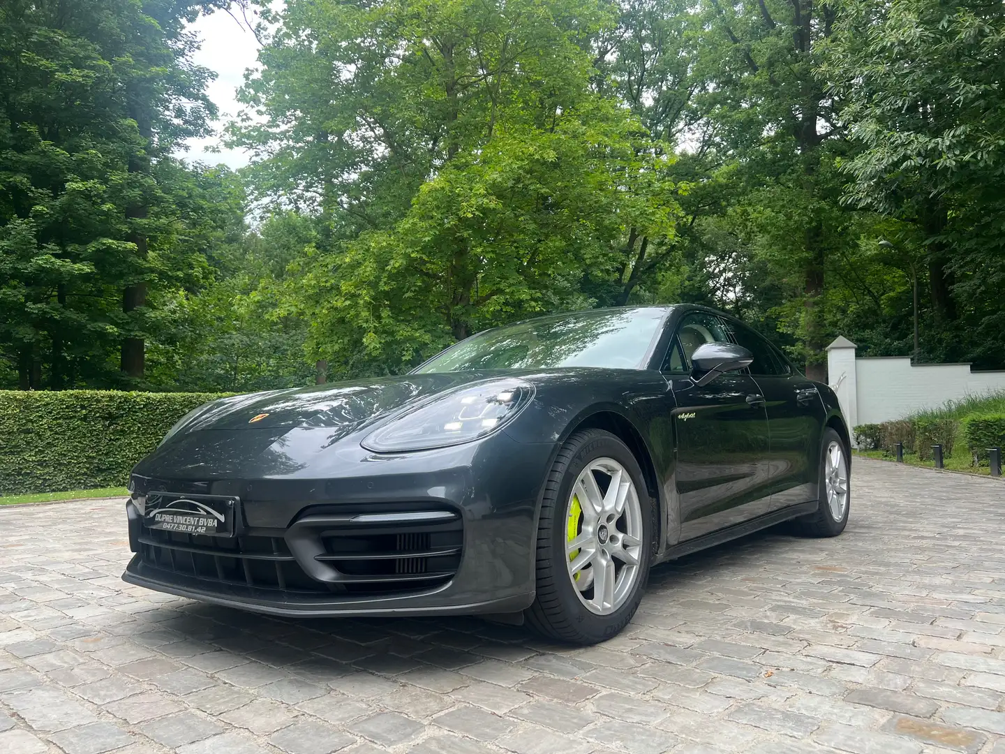 Porsche Panamera 4 e-Hybrid Executive 2.9 V6 Noir - 1
