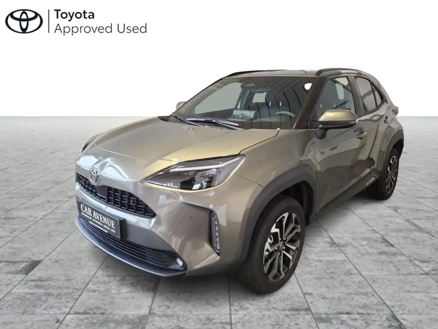 Toyota Yaris Cross Dynamic Plus Bronze - 1