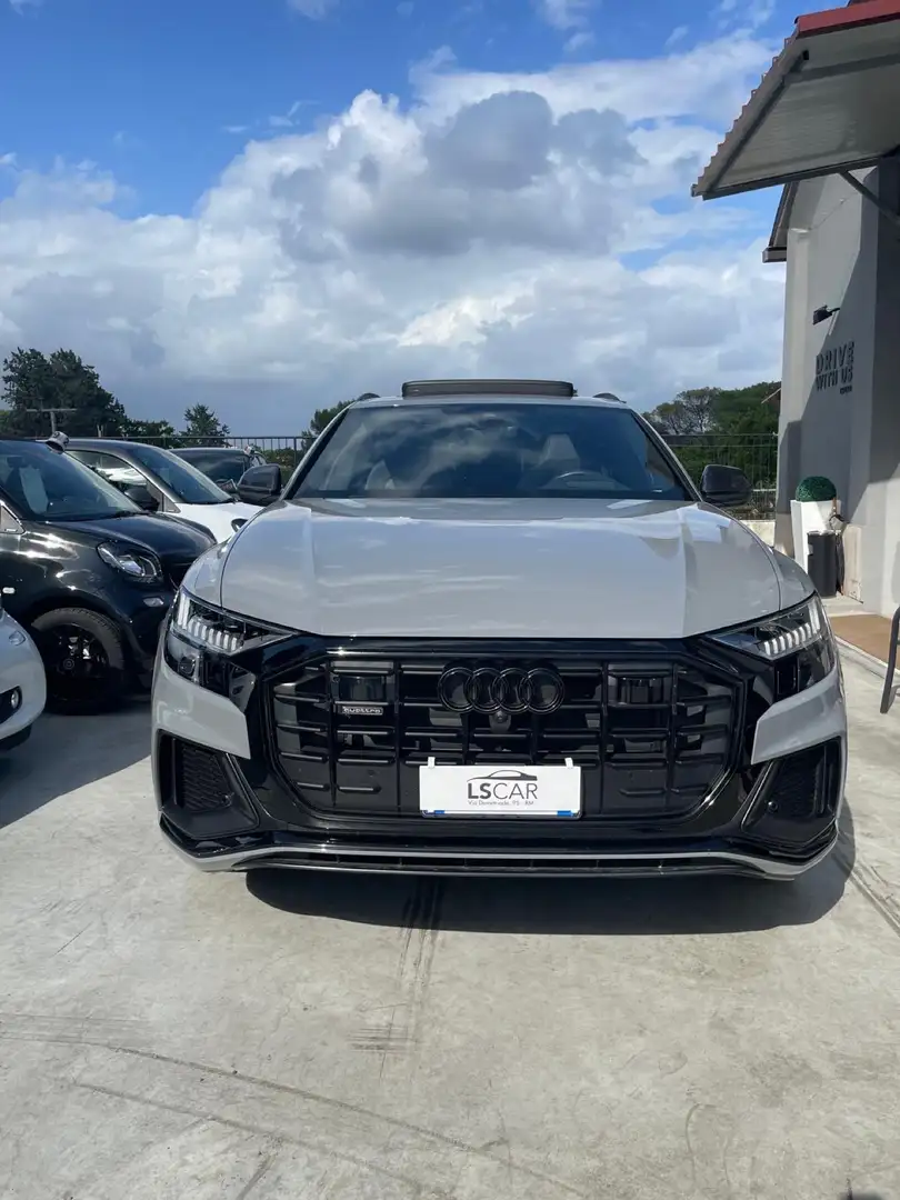Audi Q8 50 3.0 tdi~ S-line~edition~UNIPRO~PREZZOREALE Grijs - 2