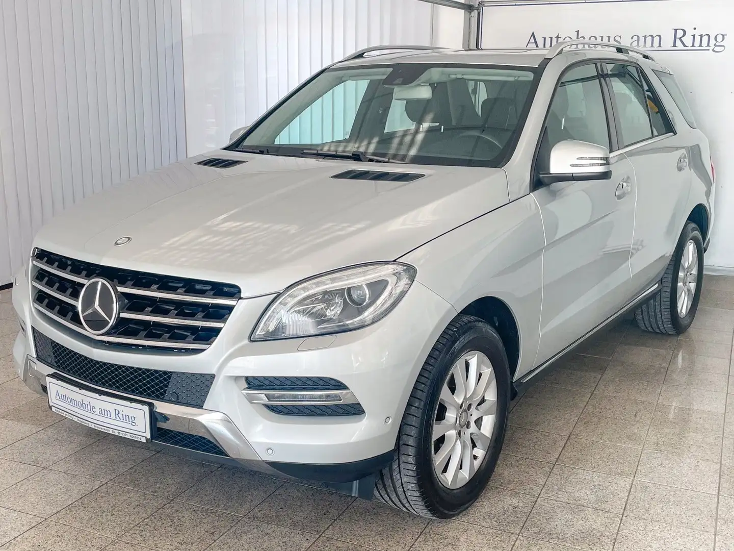 Mercedes-Benz ML 350 CDI 4Matic Leder Bi-Xenon PDC Kamera AHK Silber - 2