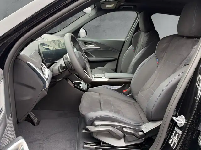 BMW X1 view 8