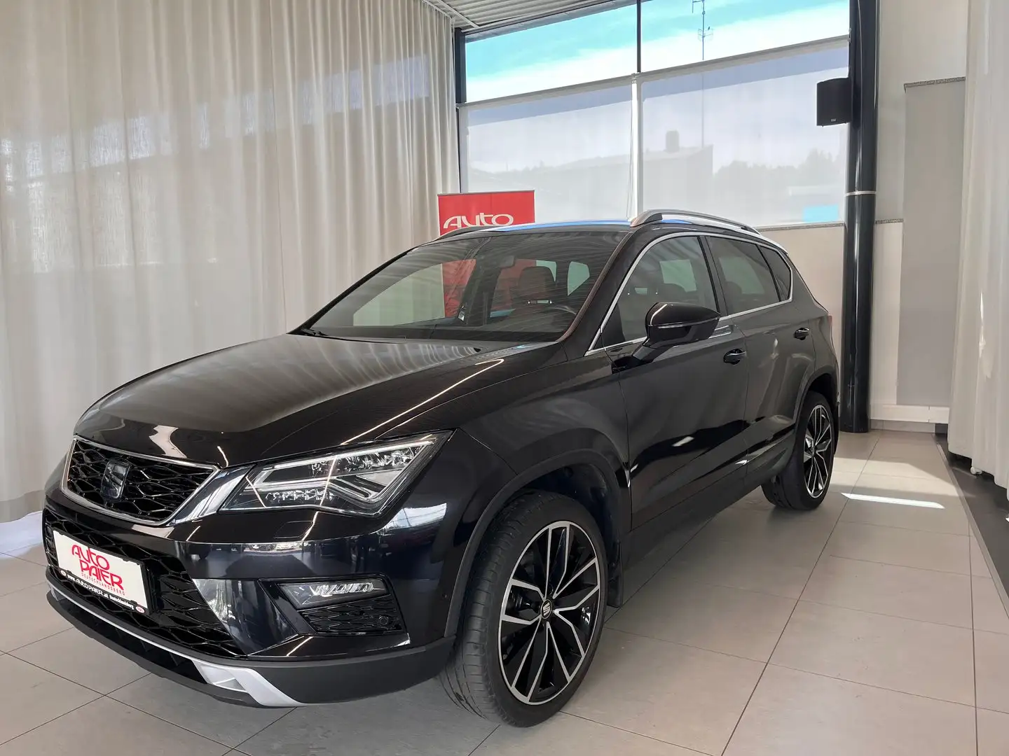 SEAT Ateca Xcellence 1.5 TSI ACT DSG Schwarz - 1