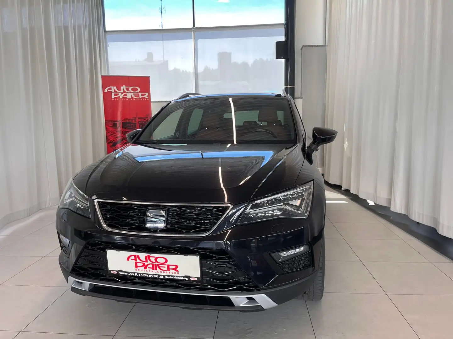 SEAT Ateca Xcellence 1.5 TSI ACT DSG Schwarz - 2