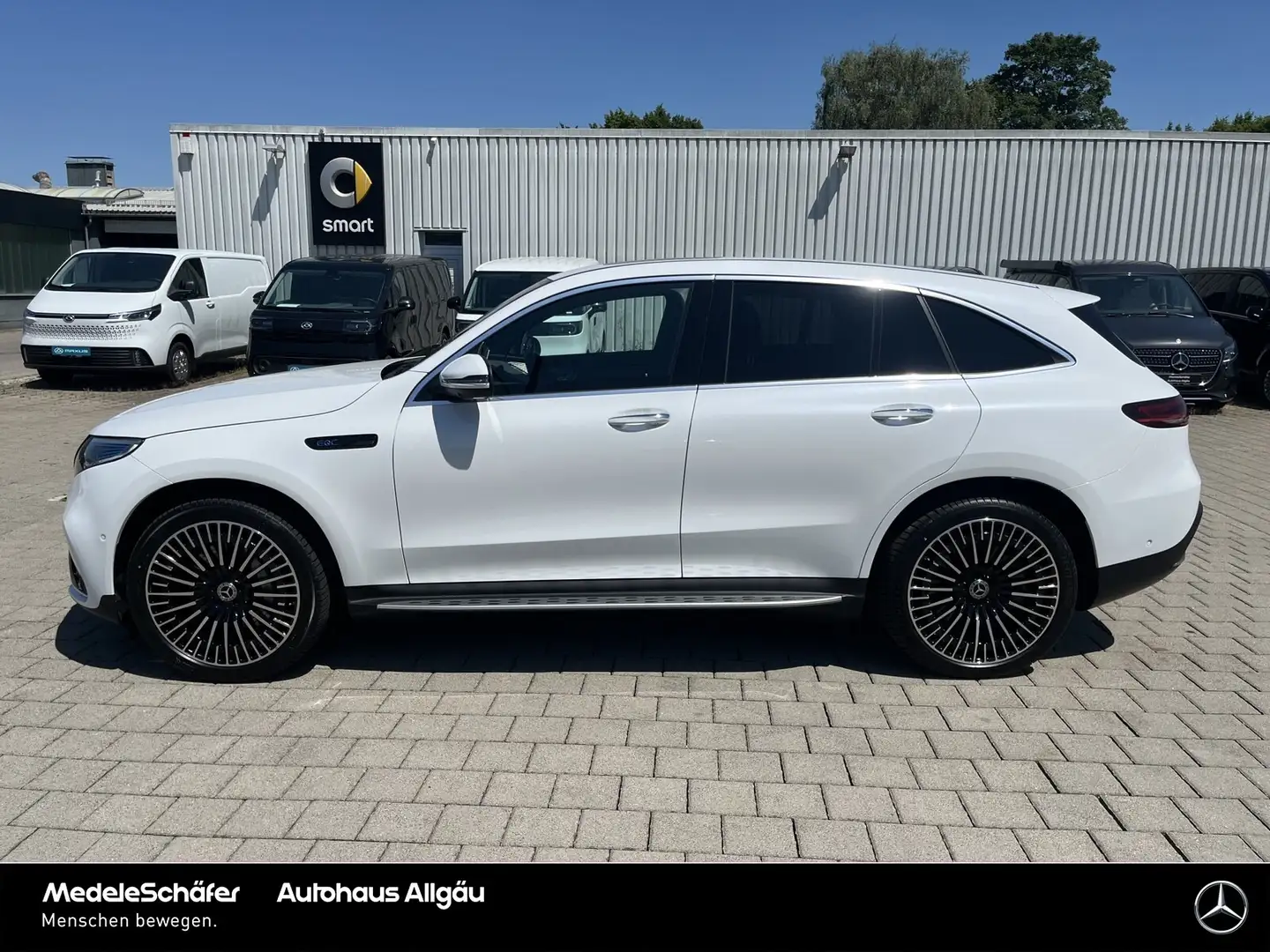 Mercedes-Benz EQC 400 EQC 400 4M AMG 21" LEDER AHK Distronic SHD NP91 Weiß - 2