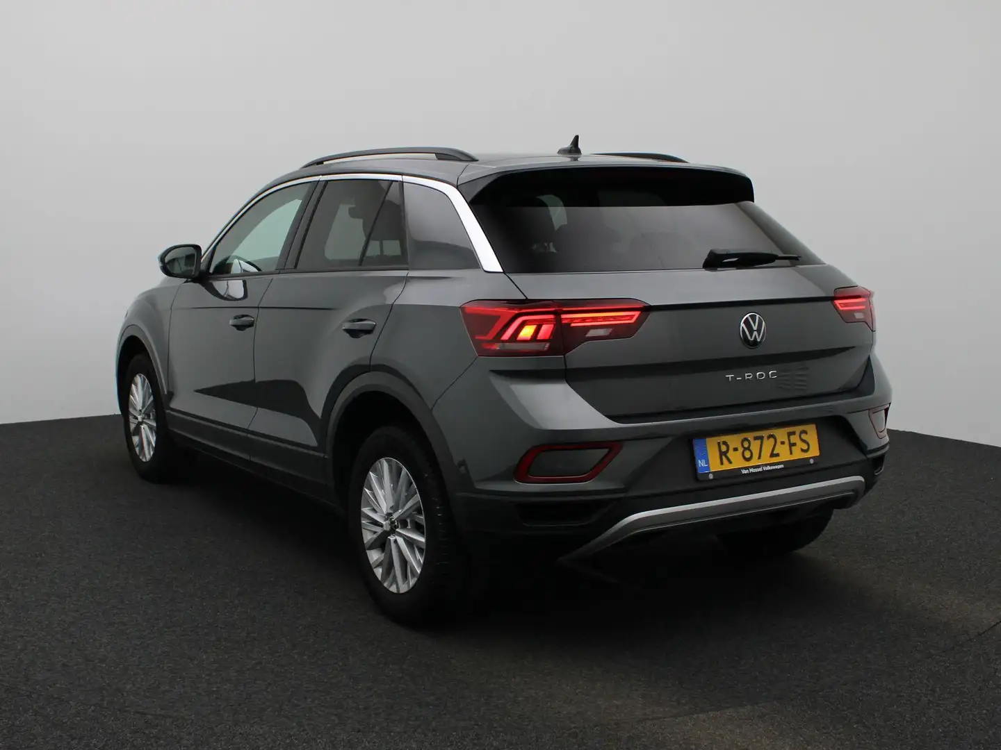 Volkswagen T-Roc 1.0 TSI Life | Apple carplay | Parkeersensoren | C Gris - 2