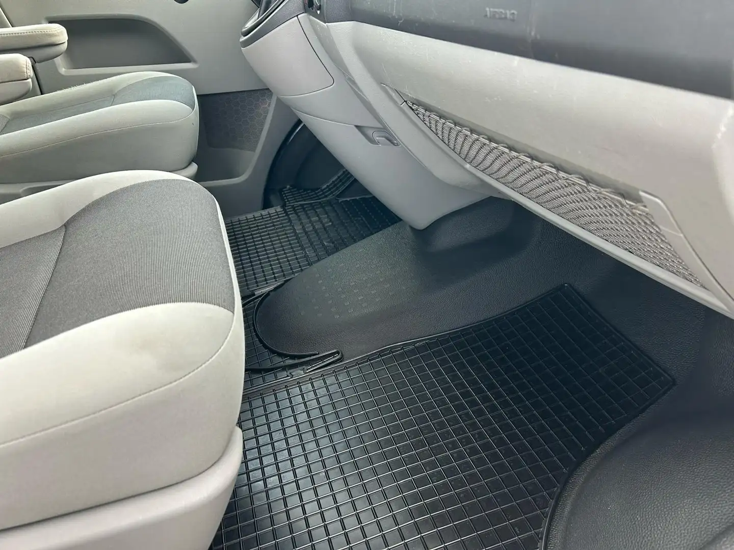 Volkswagen T5 Kombi MD-Kombi 2,0 TDI 4motion D-PF Weiß - 1
