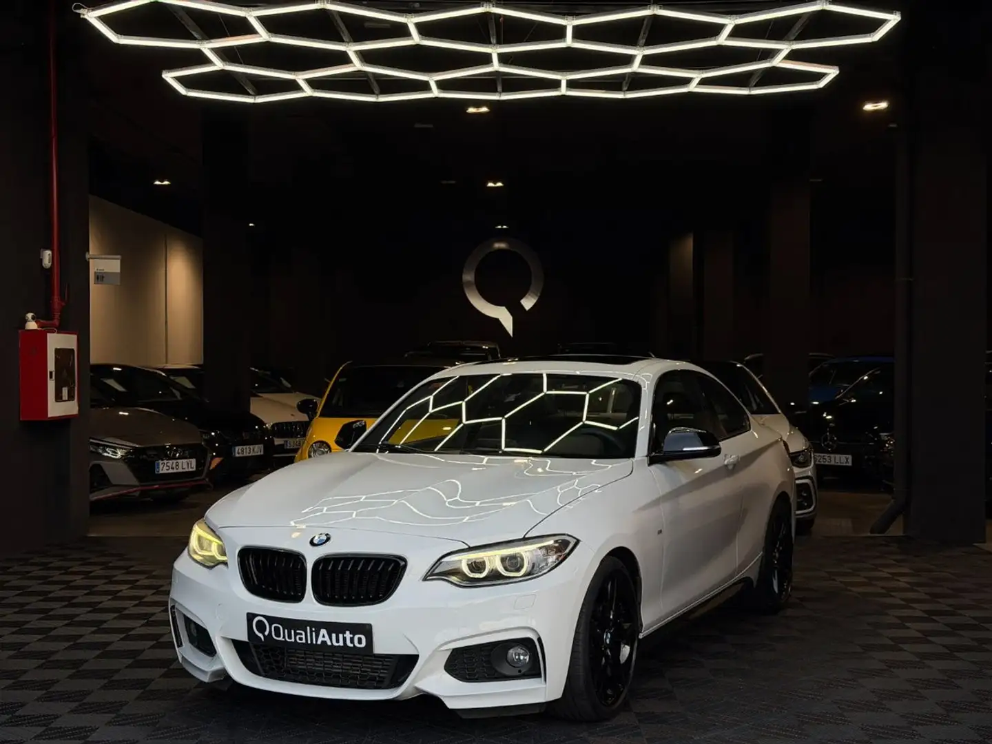 BMW 218 218d Blanco - 1