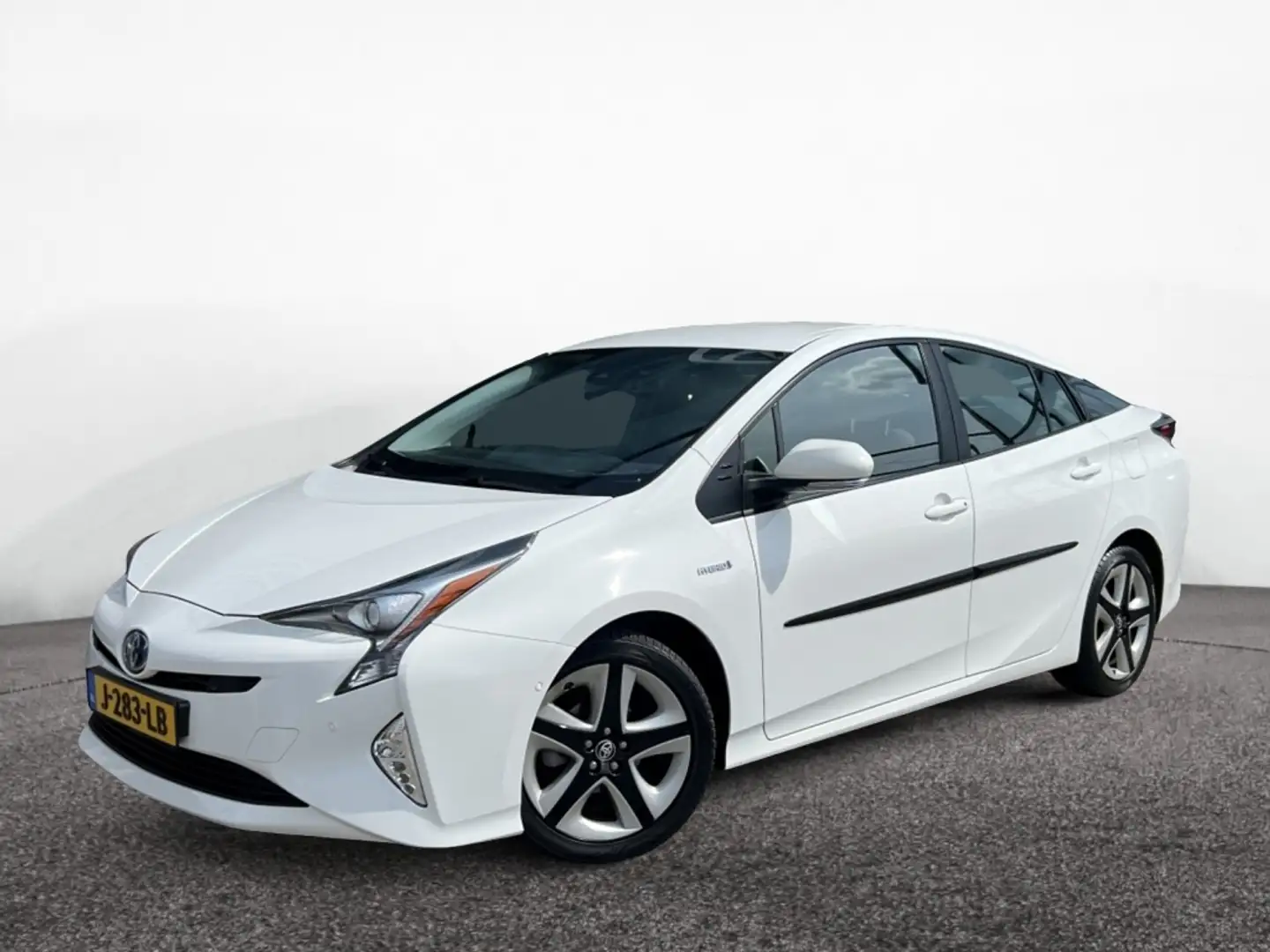 Toyota Prius 1.8 Executive Weiß - 1